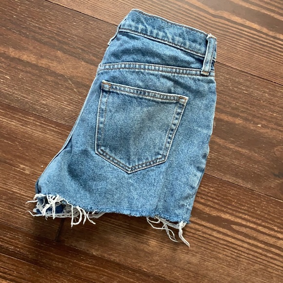 Victoria’s Secret pink raw edge shorts - Picture 6 of 8